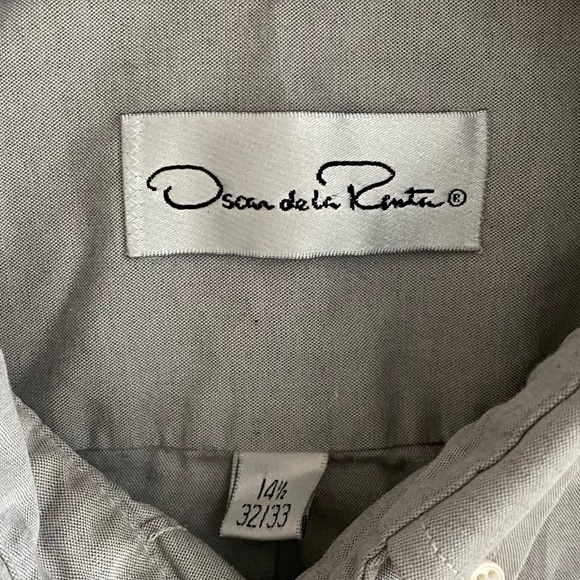 Oscar de la Renta button-down - Picture 2 of 3
